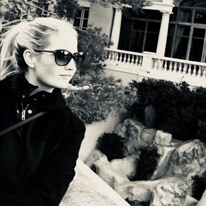 Meet your Posher, Jamie